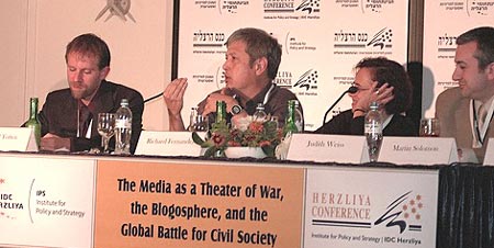 1stblogpanel.jpg